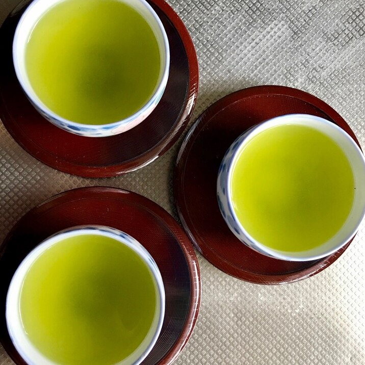 深蒸し茶を同じ濃さにおいしく3杯。